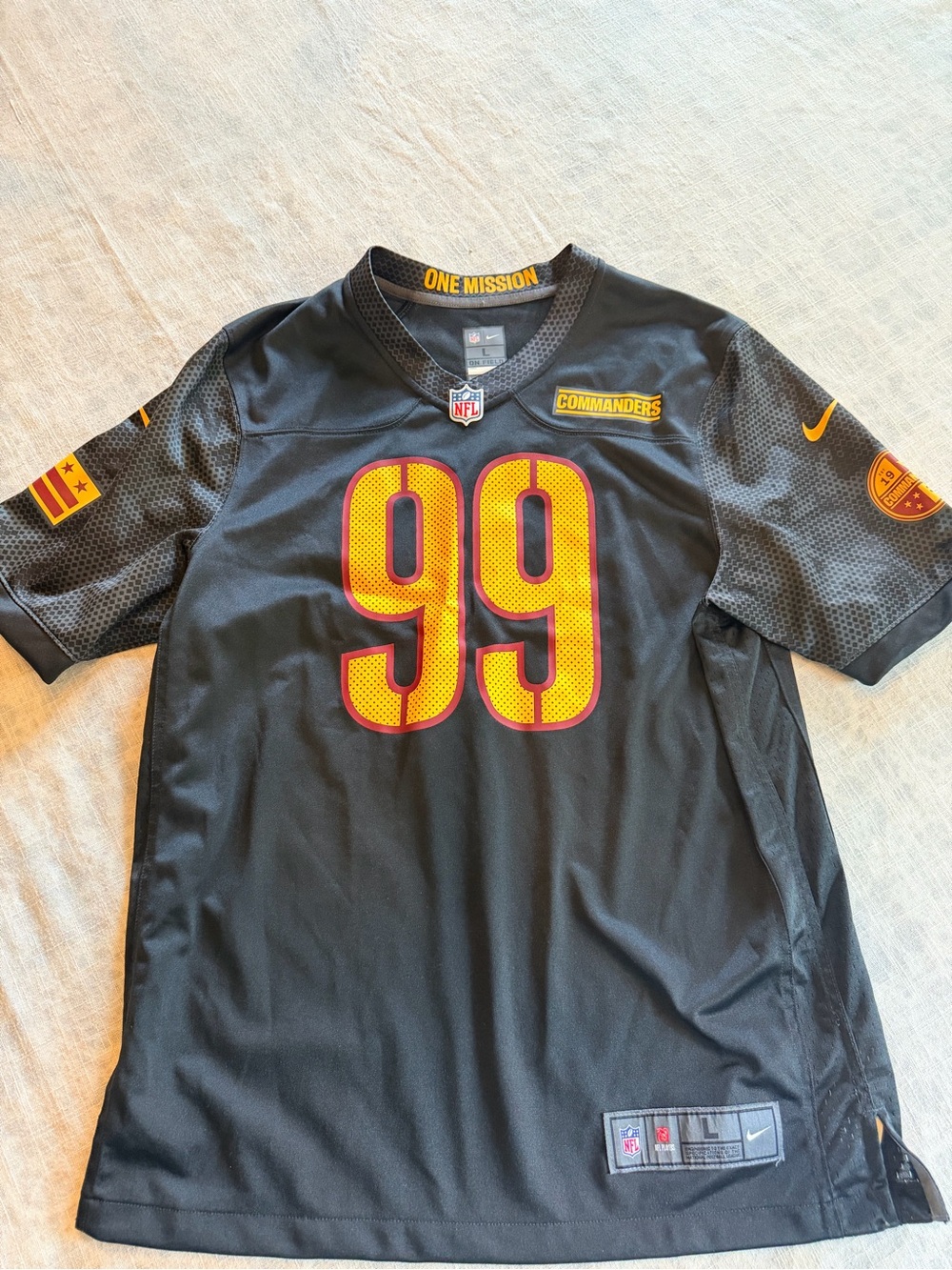 Nike Men’s Washington Commanders #99 Black Football Jersey
